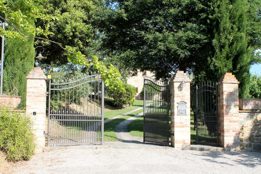 Agriturismo Malagronda Ravigliano Exteriör bild